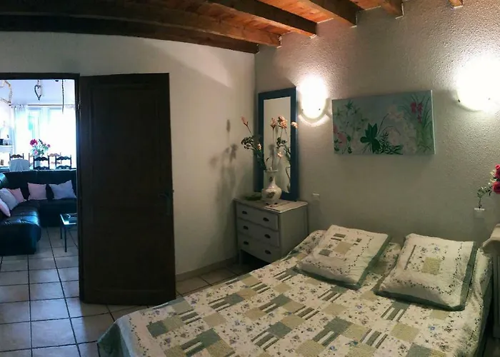 Le Pimayon Holiday home *